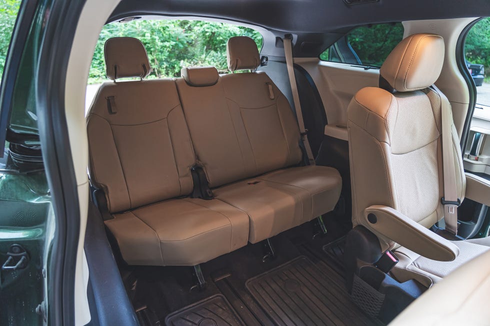 Review: The 2021 Toyota Sienna Is the Most Logical Hybrid I've Ever Driven  — Seriously. - TFLcar