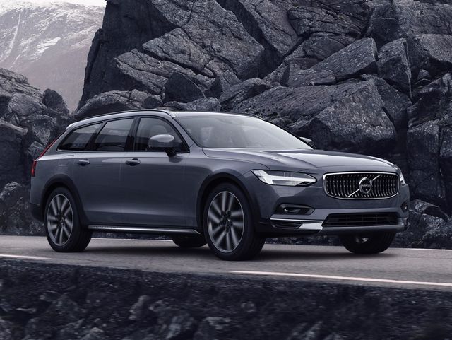 2021 volvo v90 cross country front