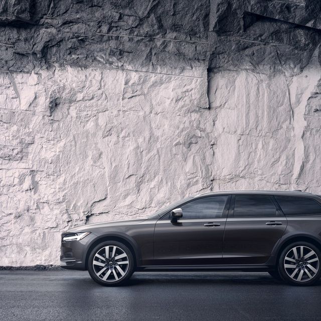 Volvo launches its newest variation of the V90