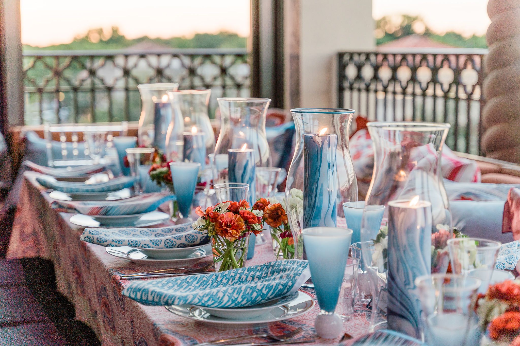 20 Ways To Set An Elegant Spring Table - Spring Table Decorations