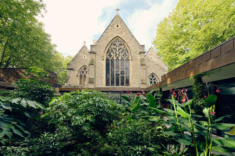 the courtyard at the garden museum in london﻿