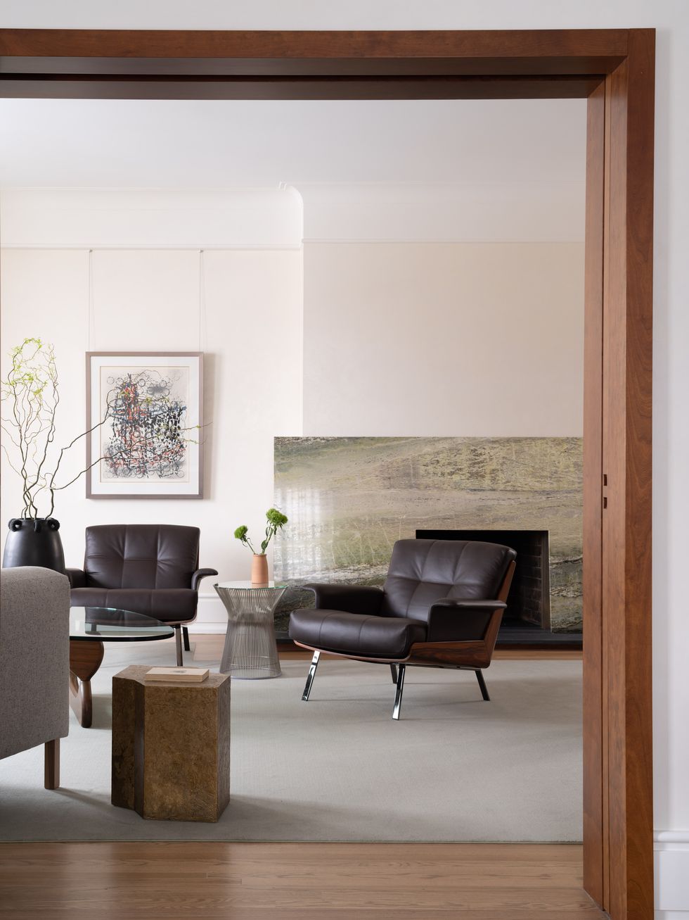 leather chairs in sitting room