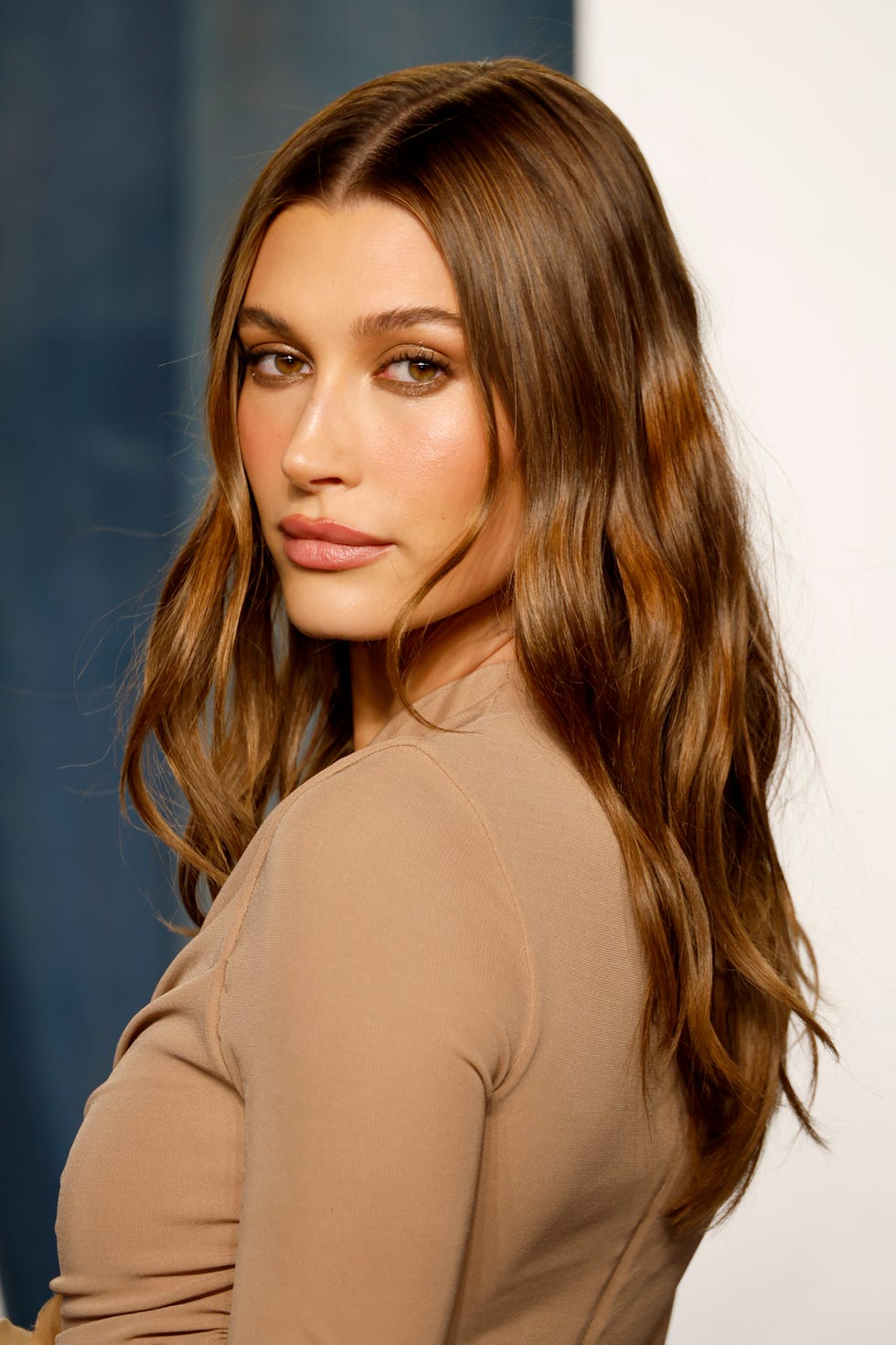 hailey bieber antes y después