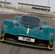 2022 aston martin valkyrie