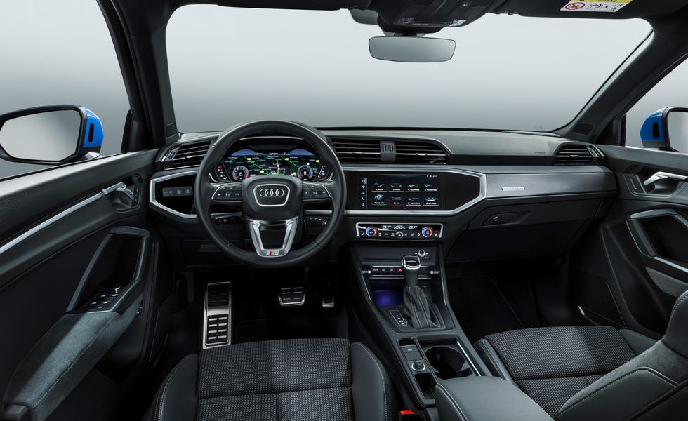 2022 audi q3 interior