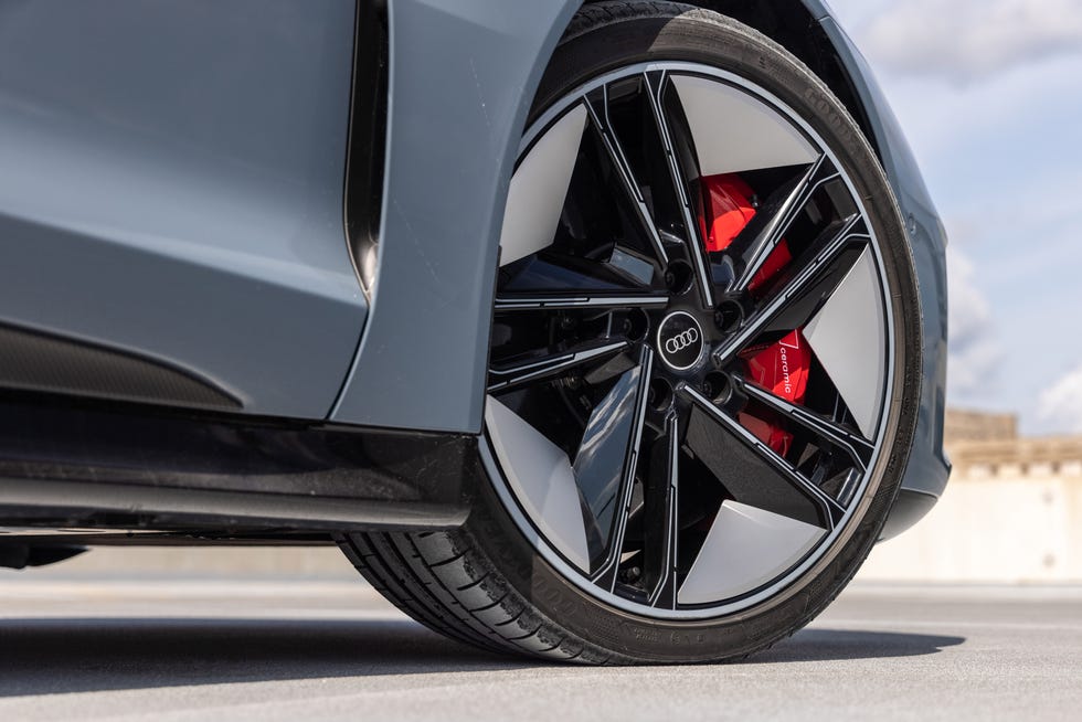 2022 audi rs etron gt