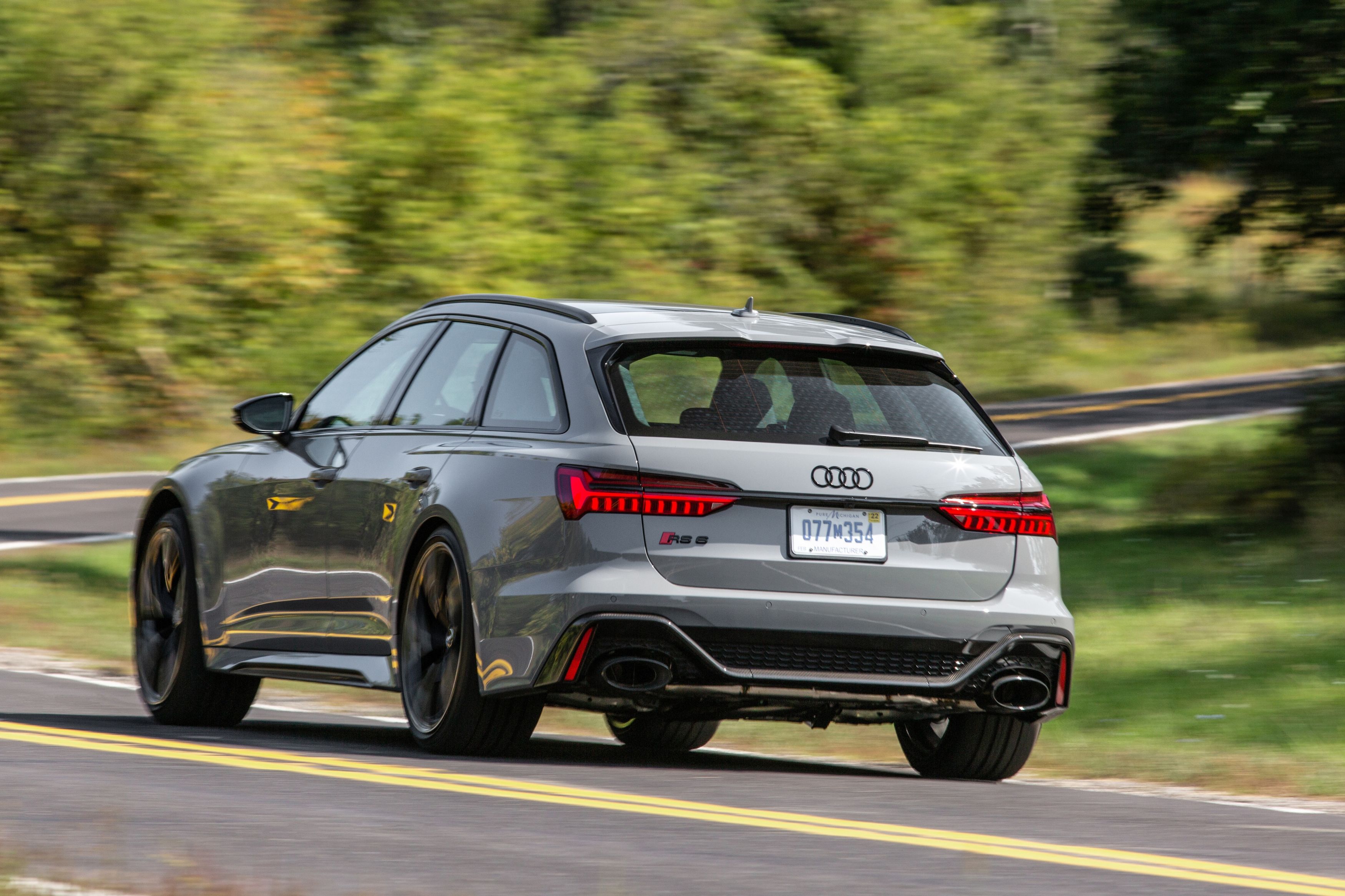 Audi RS6 Price - Images, Colors & Reviews - CarWale