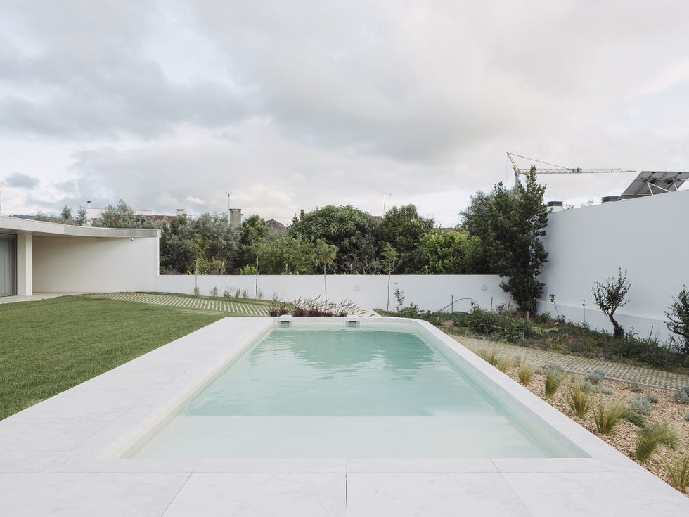 villa com piscina em portugal