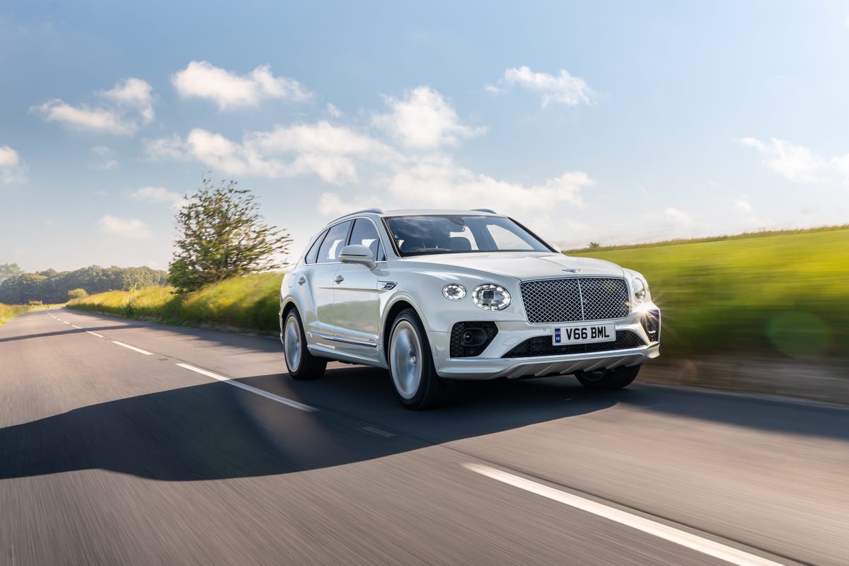 2021 Bentley Bentayga Hybrid: Electrified Opulence