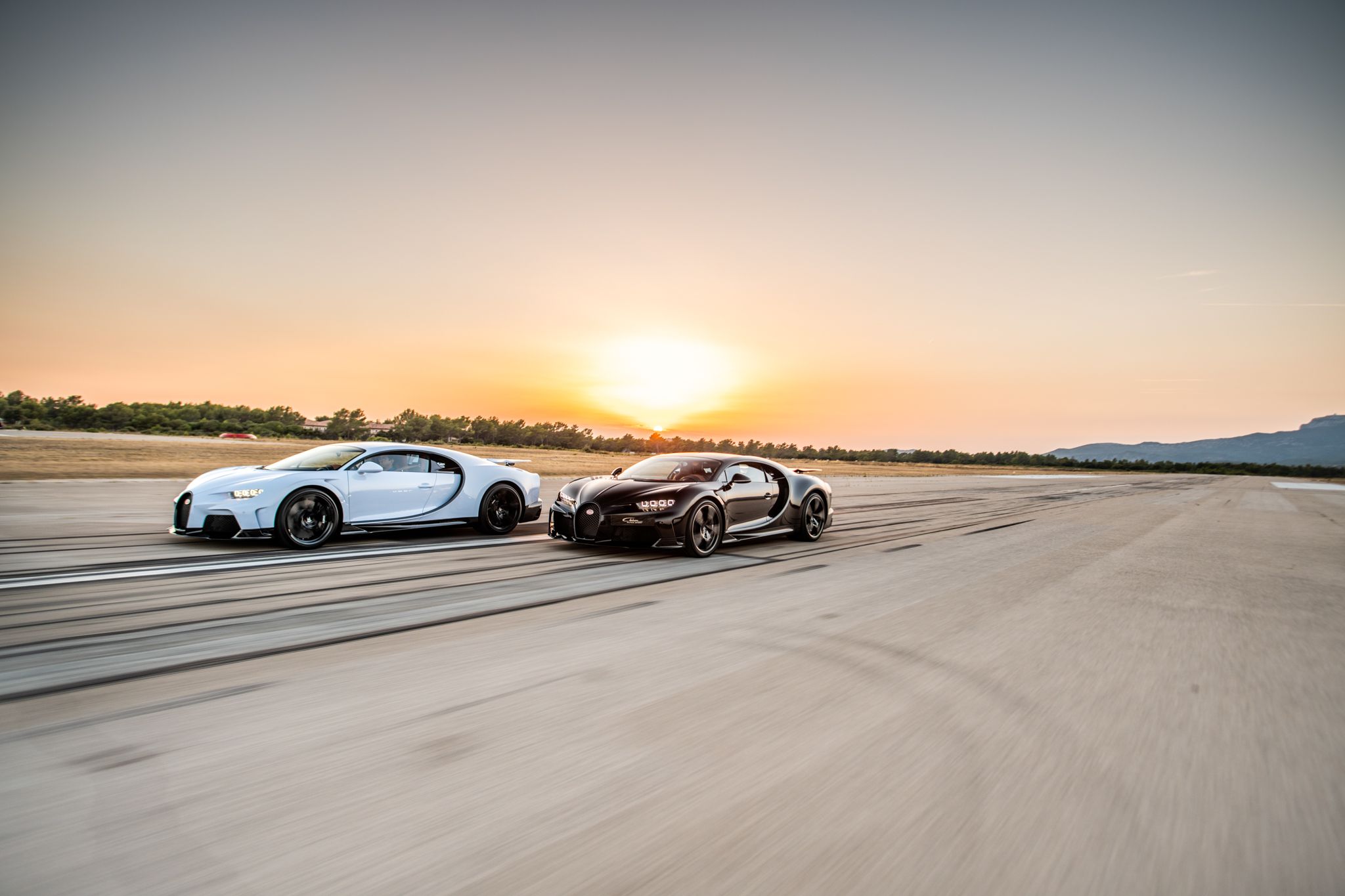 Why Do Bugatti And Hennessey Both Think They Hold The Fastest
