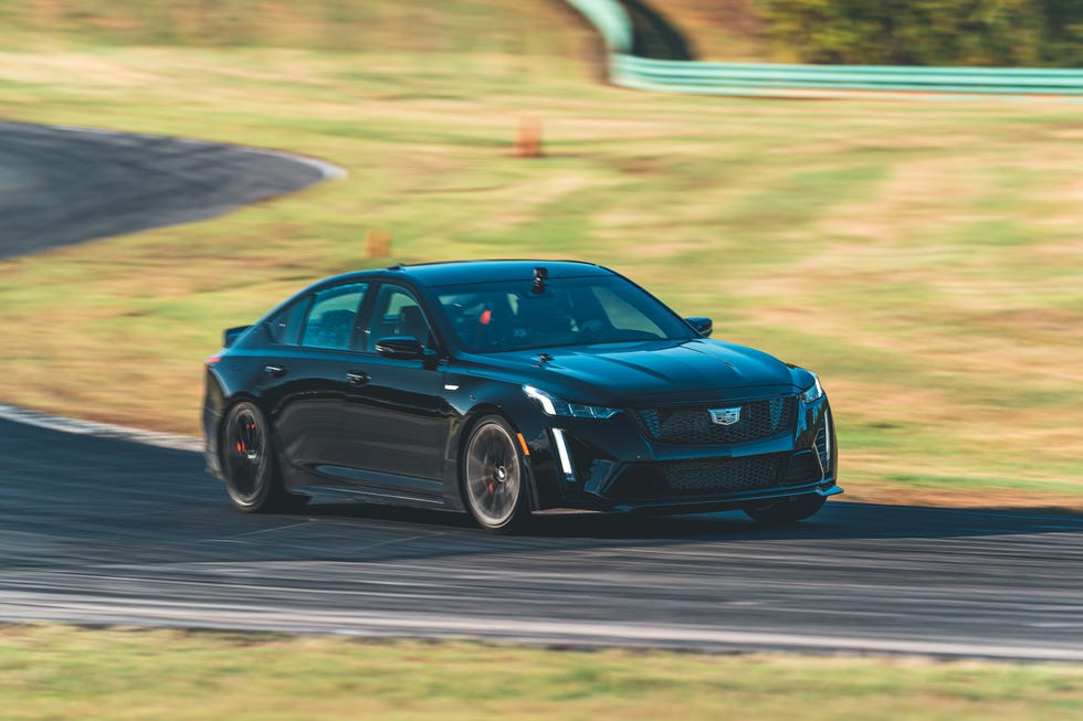 2022 cadillac ct5v blackwing