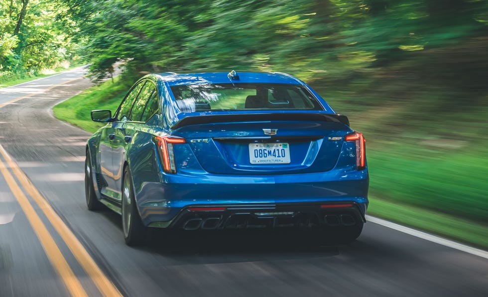 2022 cadillac ct5v blackwing