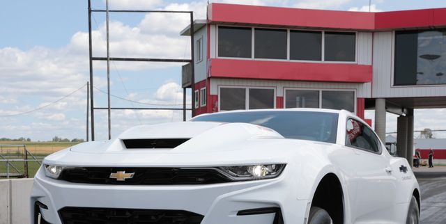 2022 Chevy COPO Camaro Revealed, Features a 572-Cubic-Inch V-8