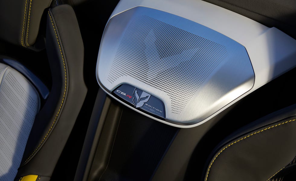 2022 chevrolet corvette interior