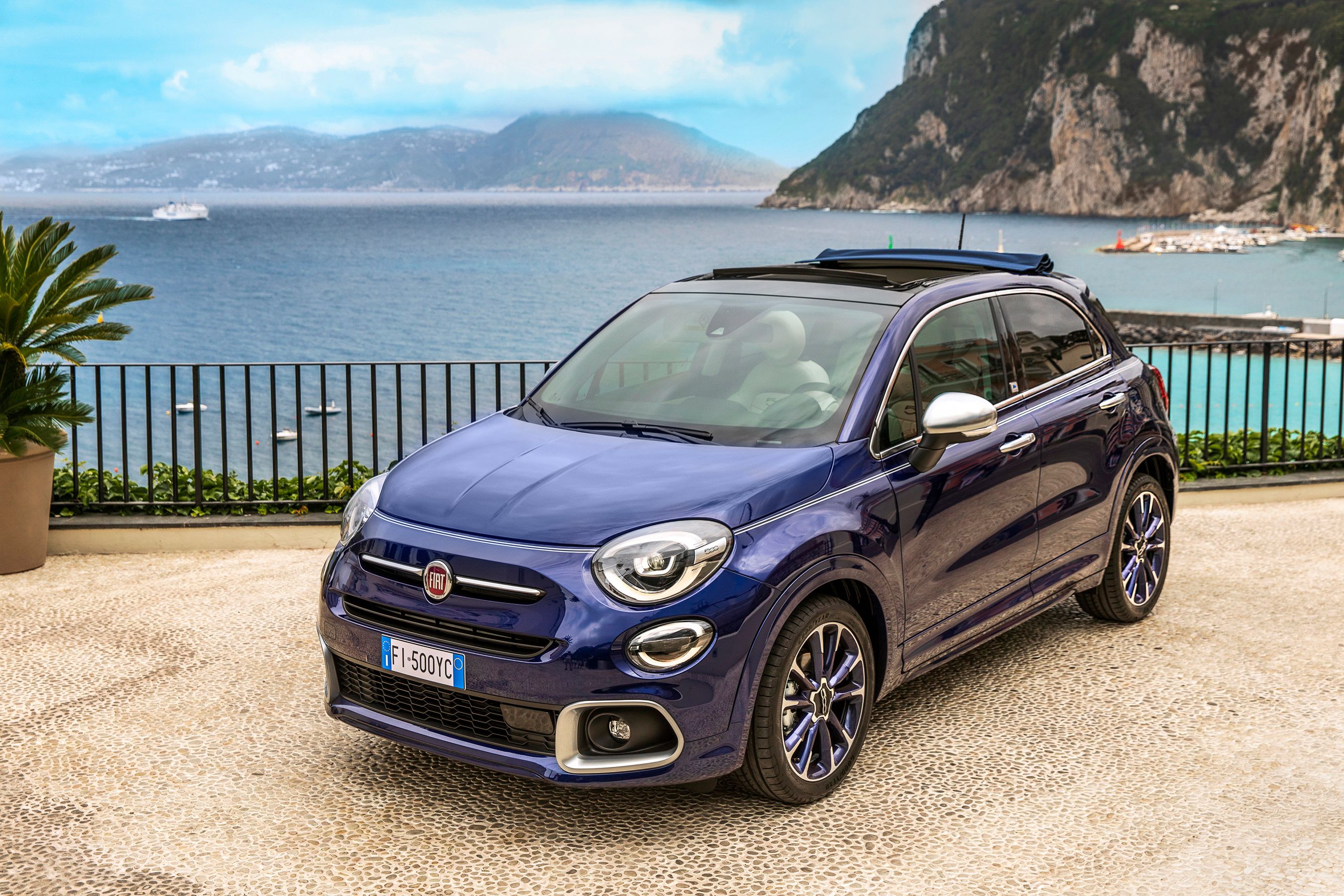 2023 FIAT® 500X Technology & Safety Features
