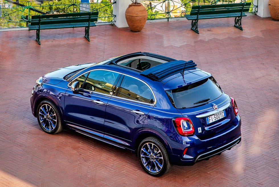 2022 fiat 500x yacht club capri special edition rear exterior