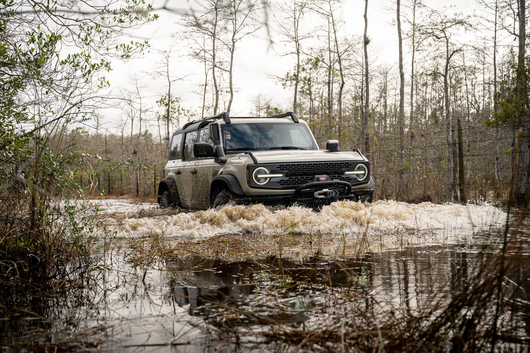 2023 Bronco Everglades Colors 2022 Ford Bronco Everglades Makes The Sasquatch More Capable