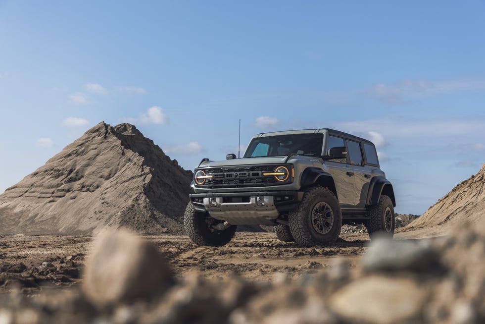 2022 ford bronco raptor