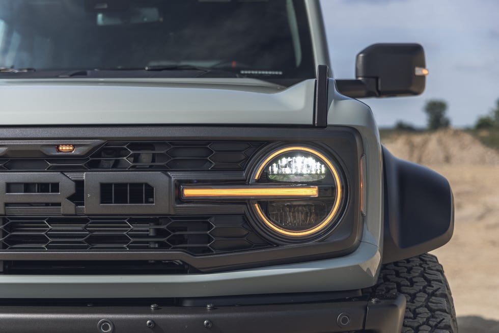 2022 ford bronco raptor