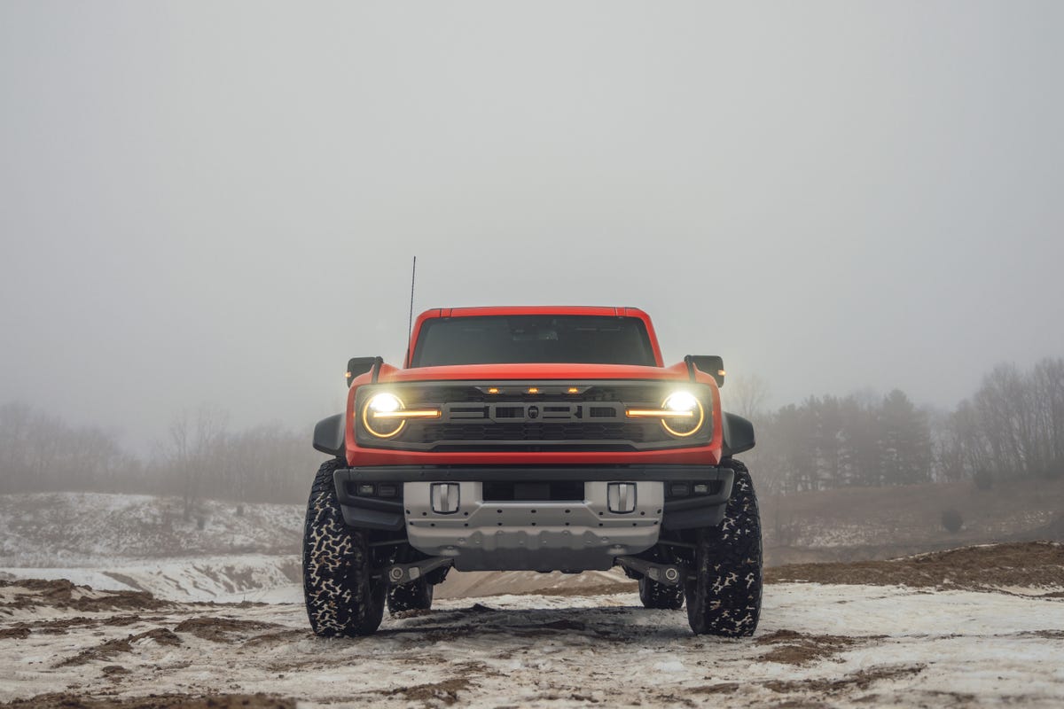 Ford Bronco Jeep Wrangler