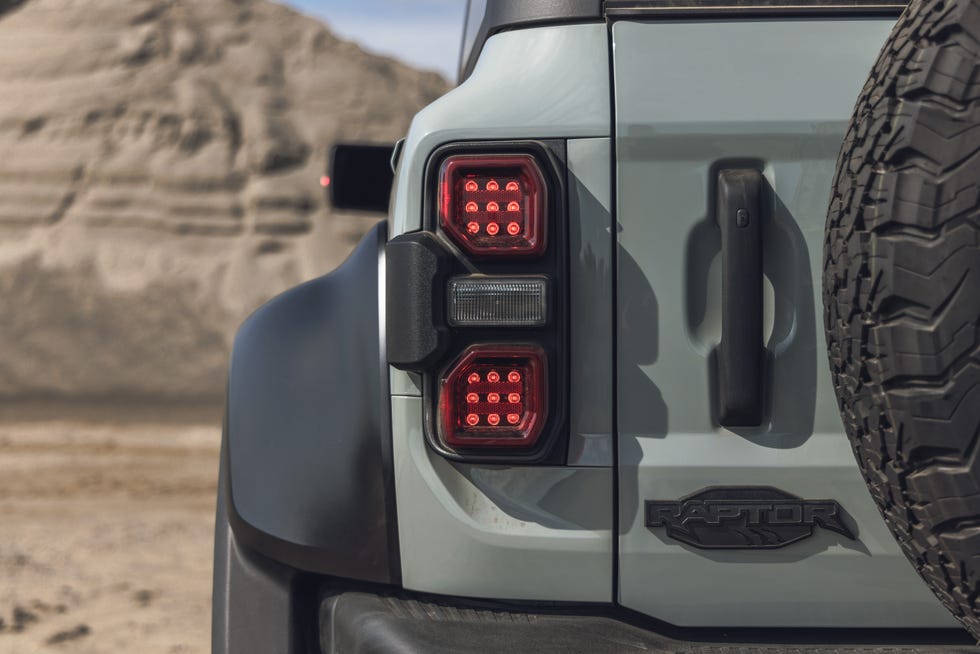 2022 ford bronco raptor