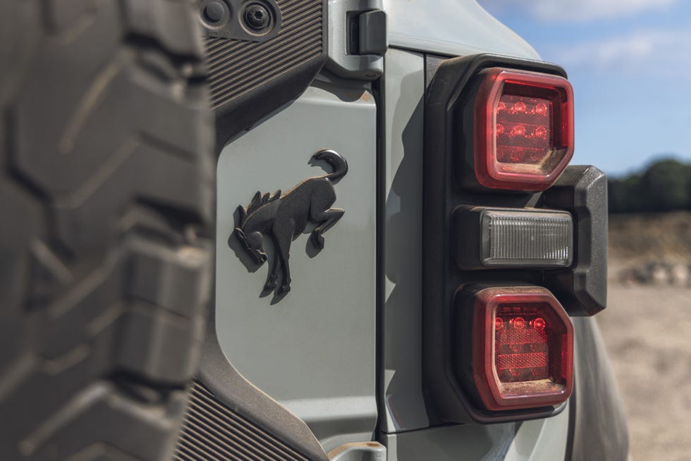 2022 ford bronco raptor