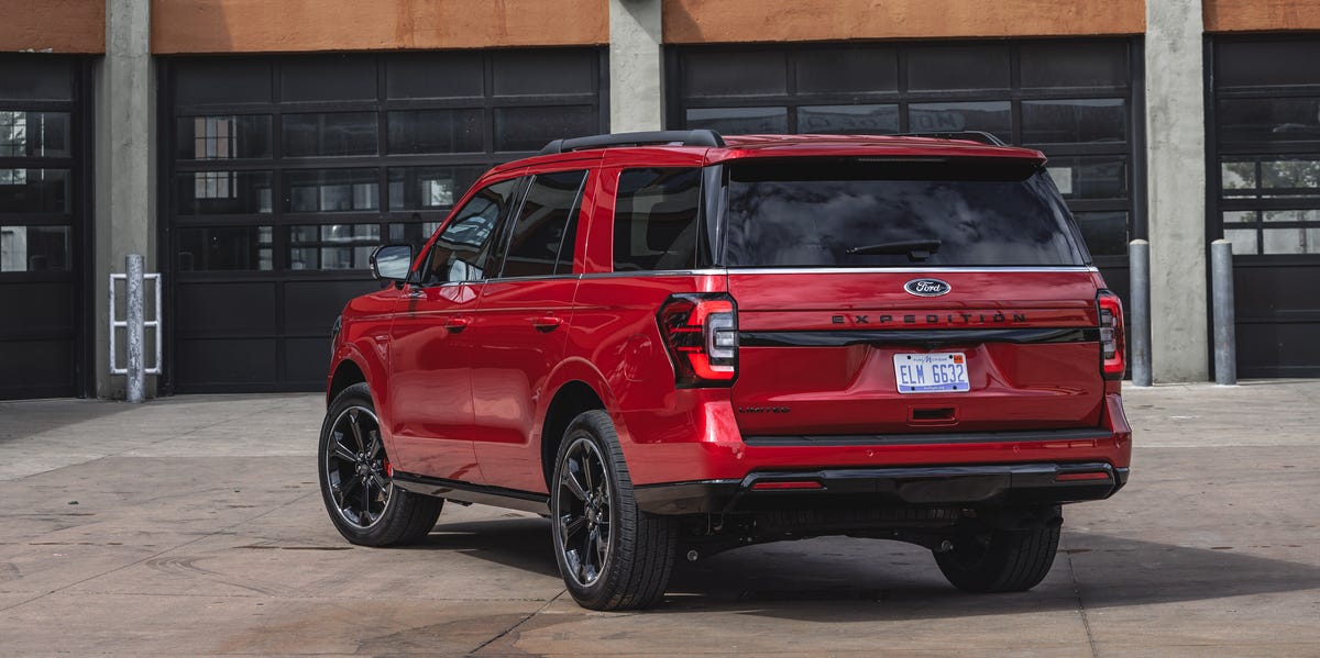 2022 Ford Expedition Stealth Performance Brings Sneaky Speed