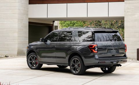 2022 ford expedition stealth performance package