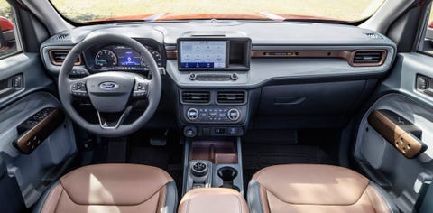 2022 ford maverick interior