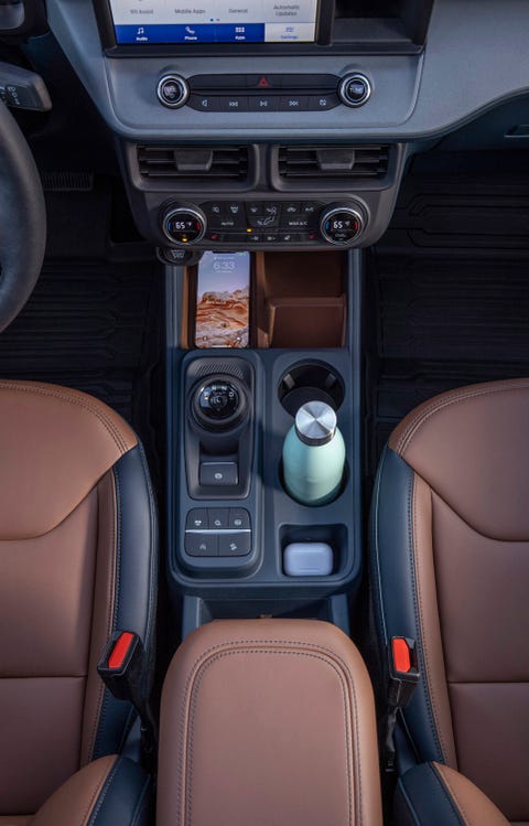 2022 ford maverick interior