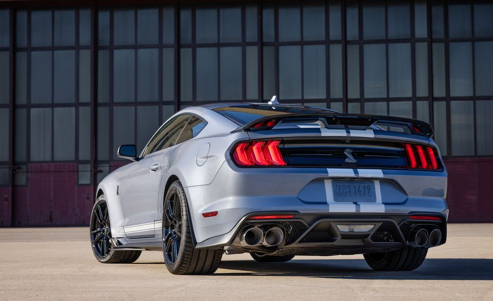 Фото Ford Mustang Shelby GT500