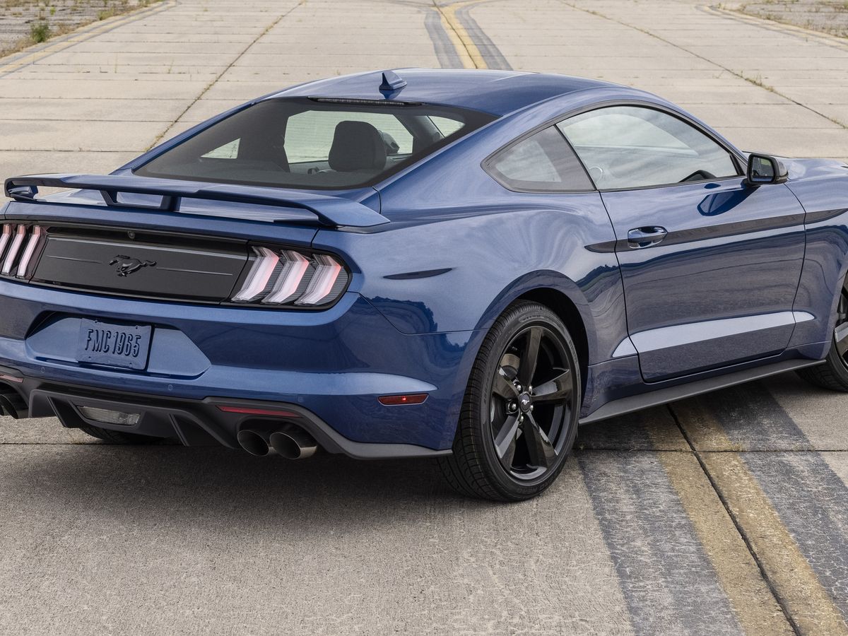 2022 Ford Mustang Dresses Up with New Appearance Packages