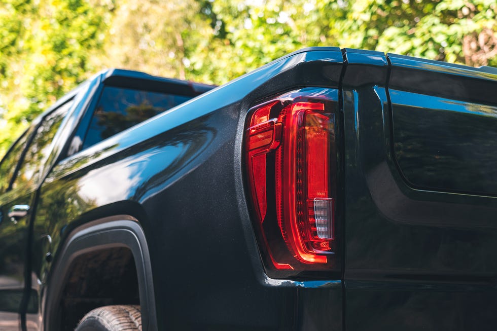 View Photos of the 2022 GMC Sierra 1500 Denali Ultimate