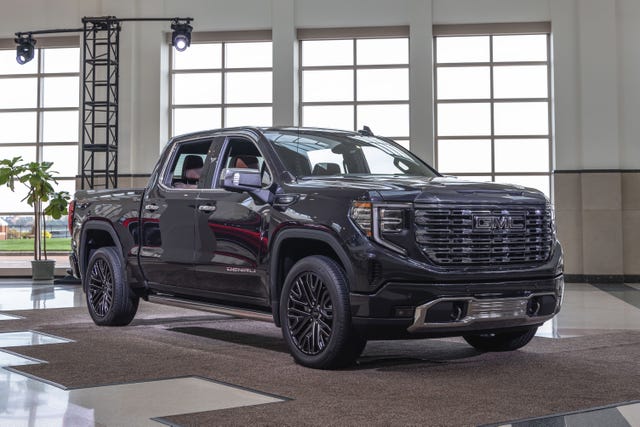 2022 GMC Sierra 1500 Review, Pricing, and Specs