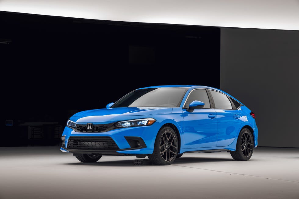 View Photos of the 2022 Honda Civic Hatchback