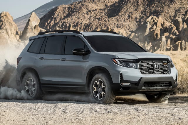 2022 honda passport front exterior