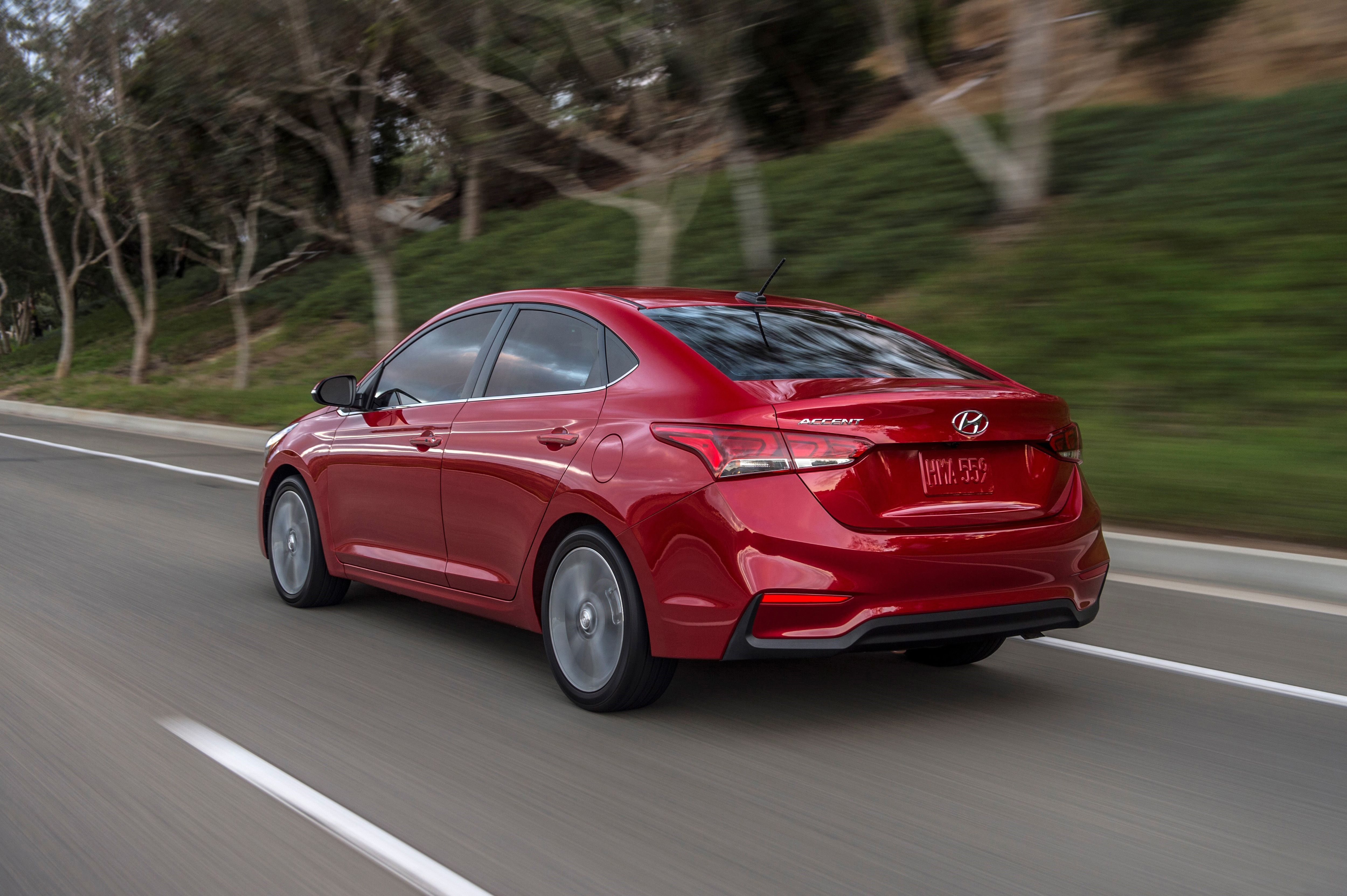 2018 Hyundai Accent SE Review: Straightforward, no-nonsense