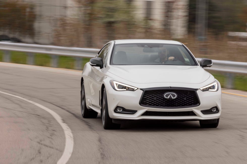 q60 red sport 400 awd featured in majestic white with 20 inch accessory alloy wheels