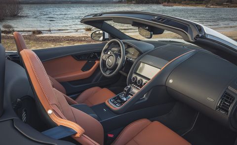 2022 jaguar ftype convertible interior