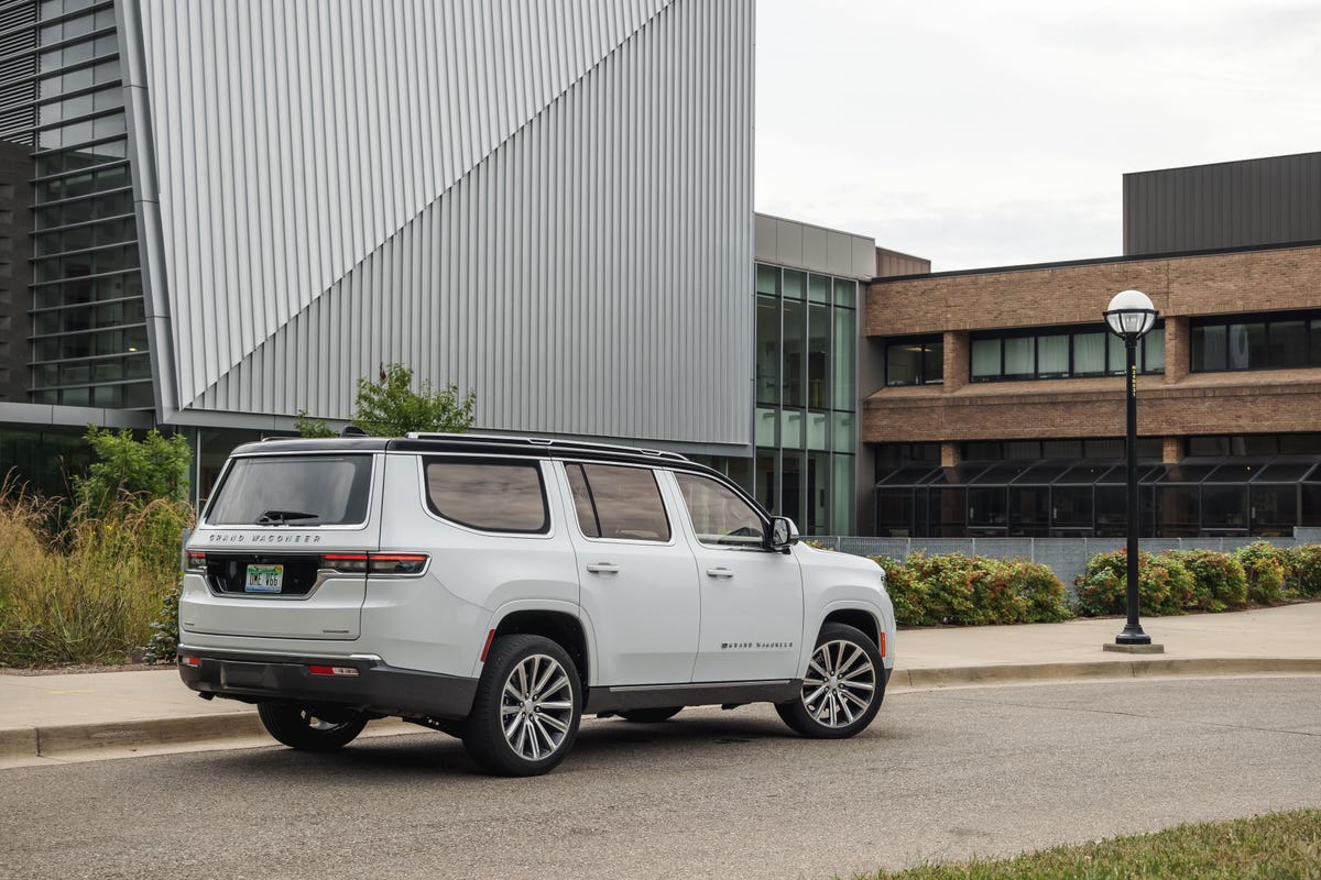 2024 Jeep Wagoneer and Grand Wagoneer Could Be Axing their V8s Jeep