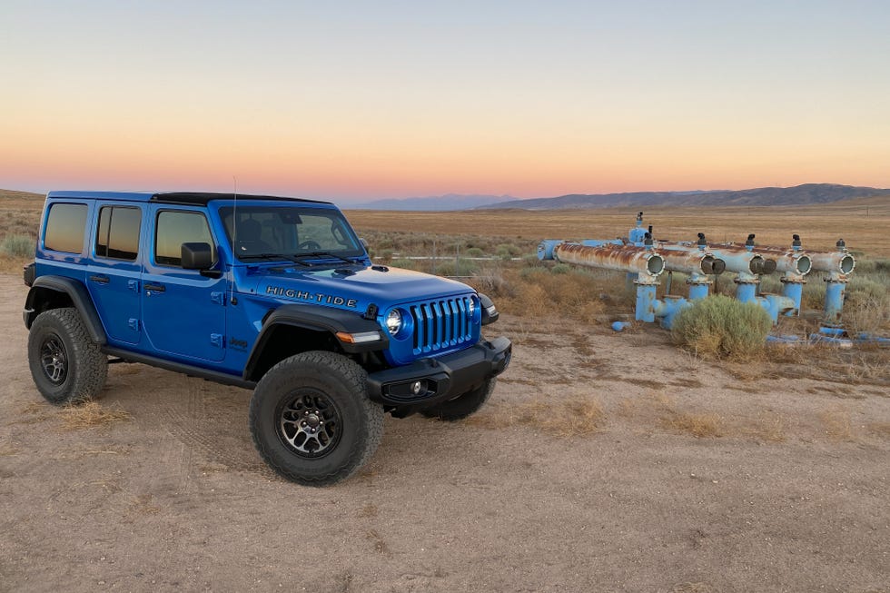 View Photos of the 2022 Jeep Wrangler High Tide