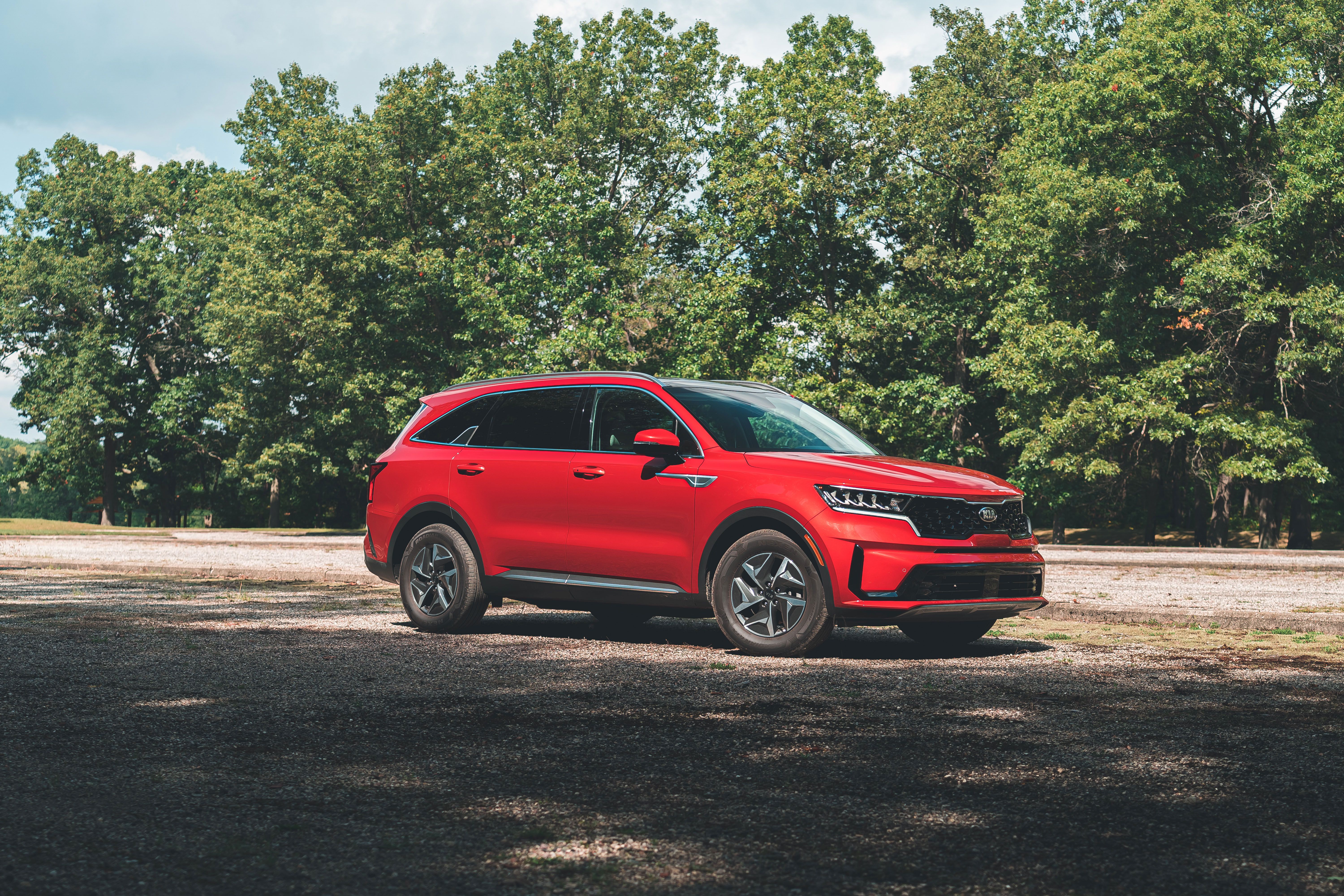 Tested: 2021 Kia Sorento Is Compelling in Hybrid Form