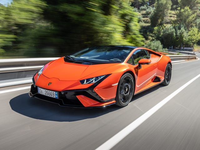 2023 Lamborghini Huracán Review, Pricing, and Specs