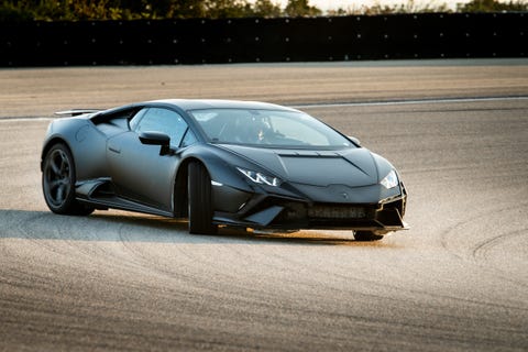 View Photos of the 2022 Lamborghini Huracán Tecnica Prototype