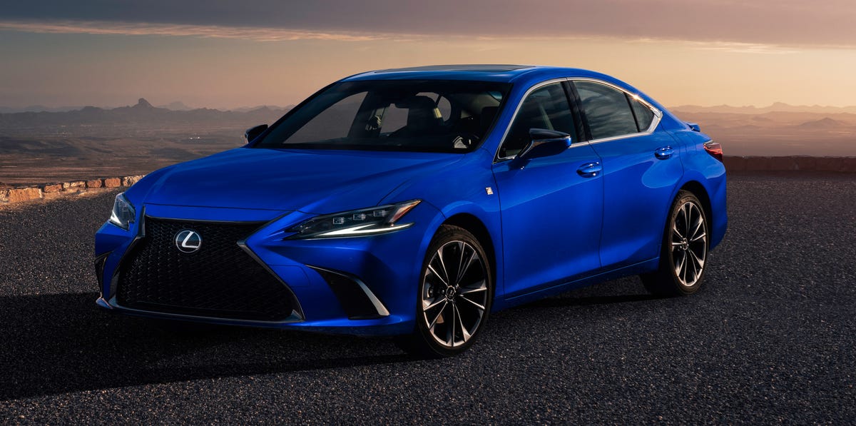 2023 Lexus ES Review, Pricing, and Specs