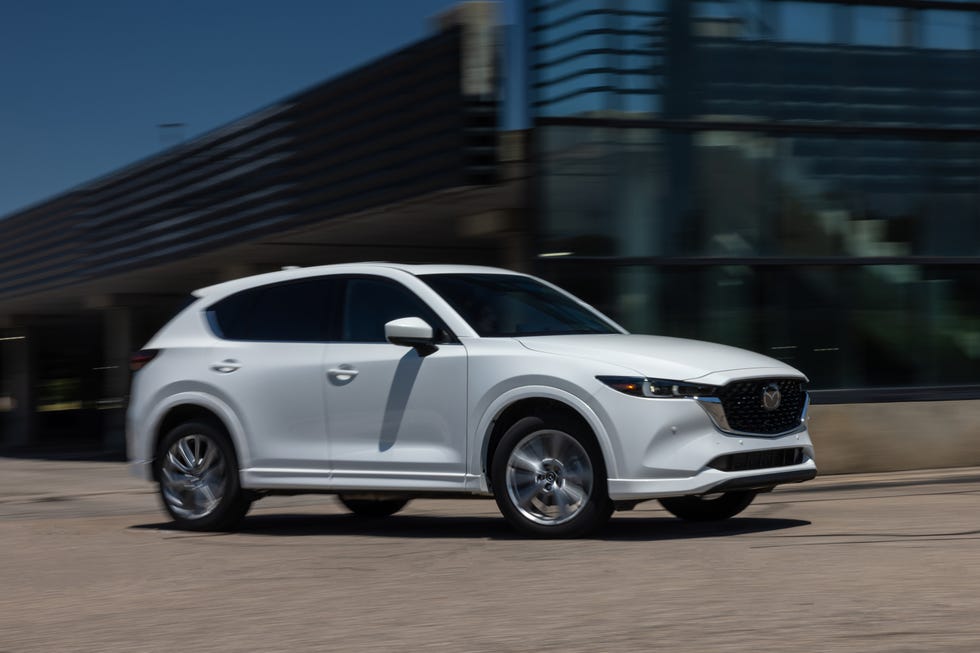 View Photos of the 2022 Mazda CX-5 2.5 Turbo Signature