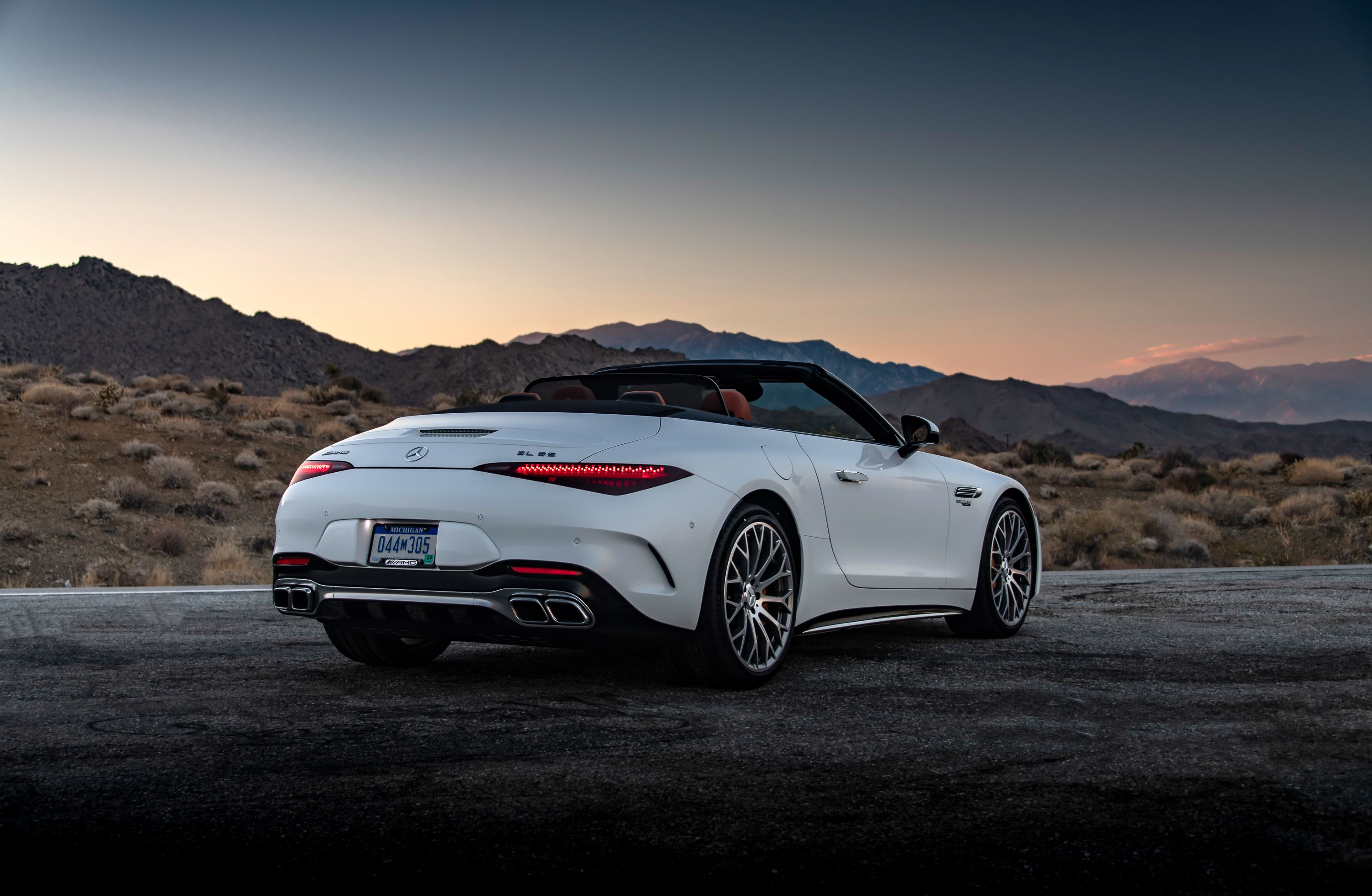 2022 Mercedes-AMG SL-Class Review, Pricing, and Specs