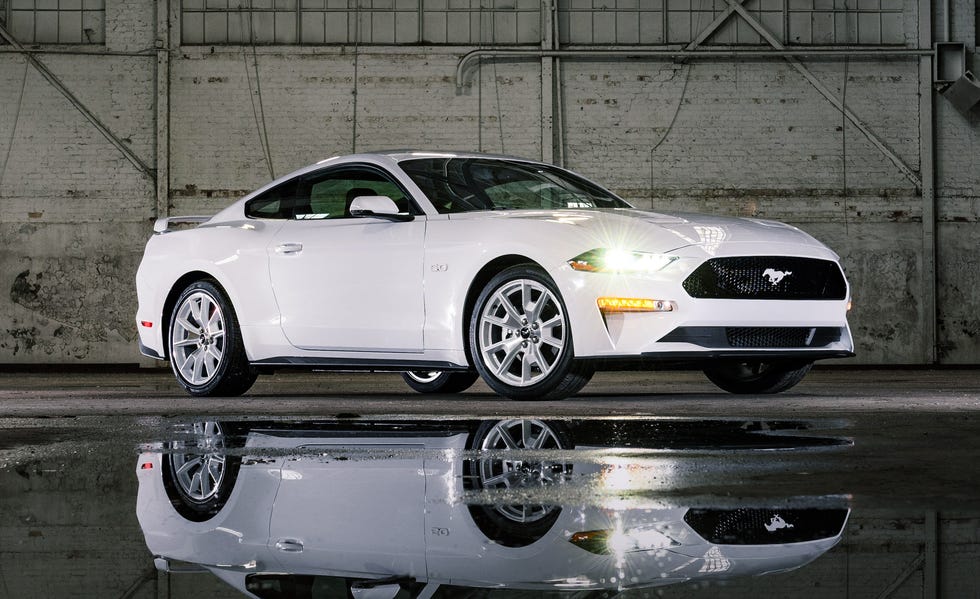 2022 ford mustang coupe