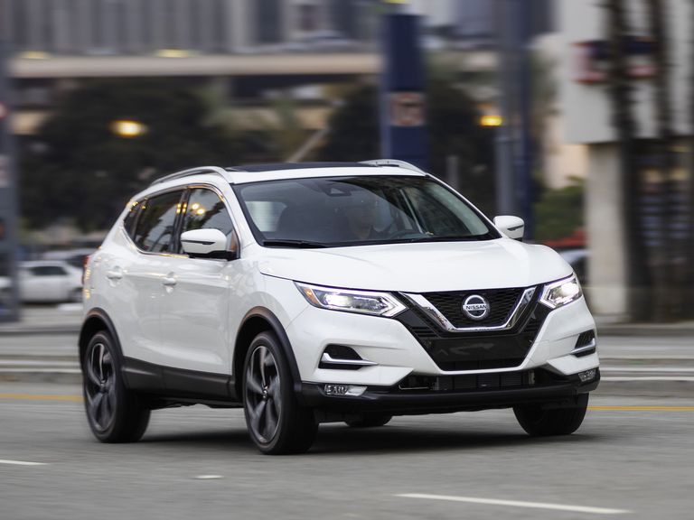 2022 Nissan Rogue Sport Review, Pricing, and Specs