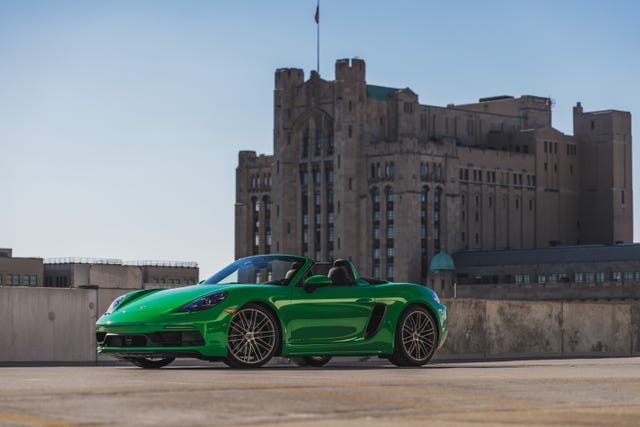 Trunk Lid and Spoiler Kit  | PORSCHE 718 BOXSTER T 2022